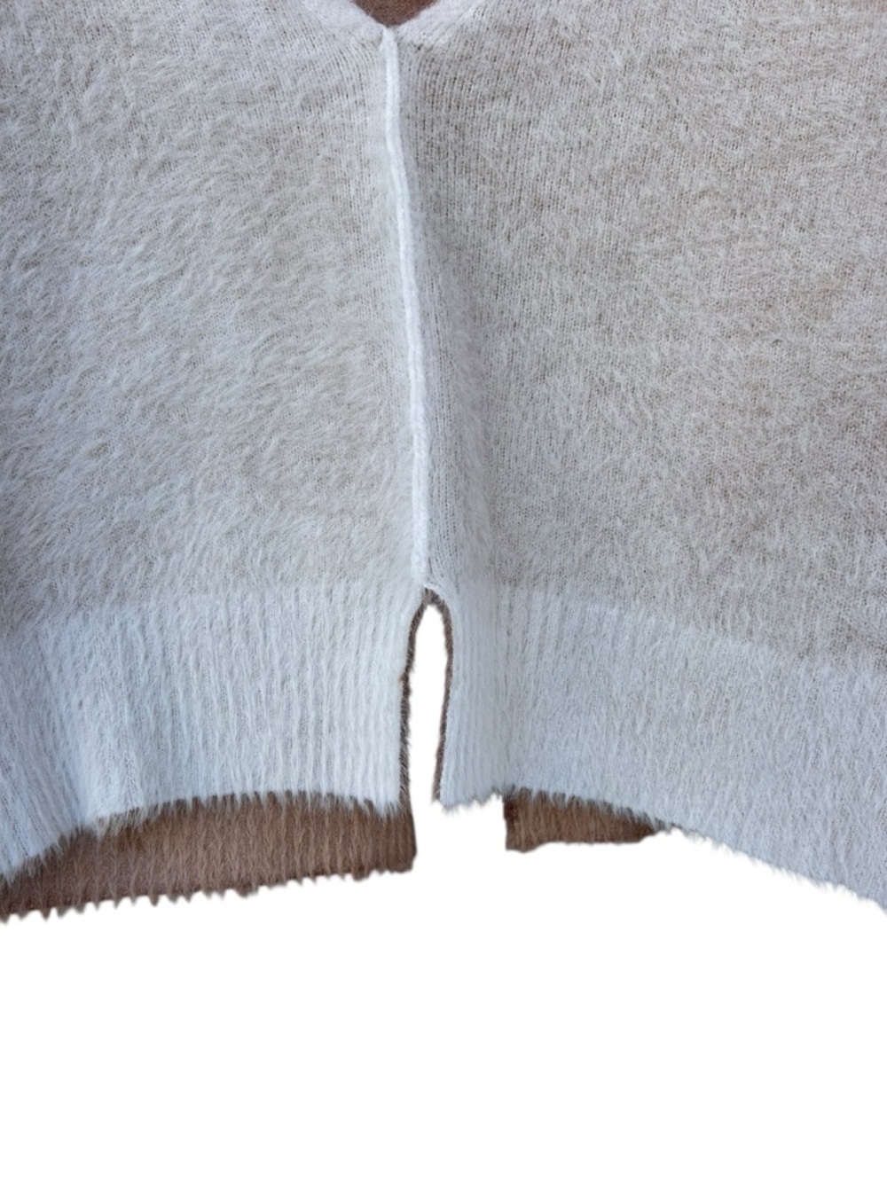 NATURAL LIFE Fuzzy V-Neck Sweater - Size Small - White & Beige - Picture 4 of 10